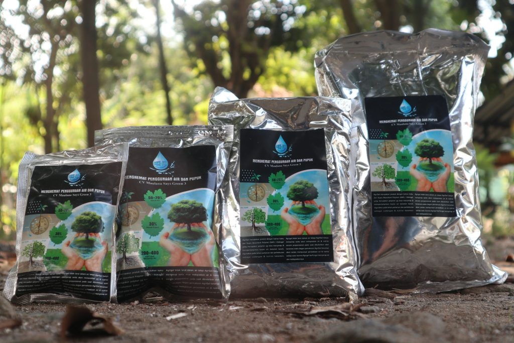 penggunaan-hydrogel-lahan-kering